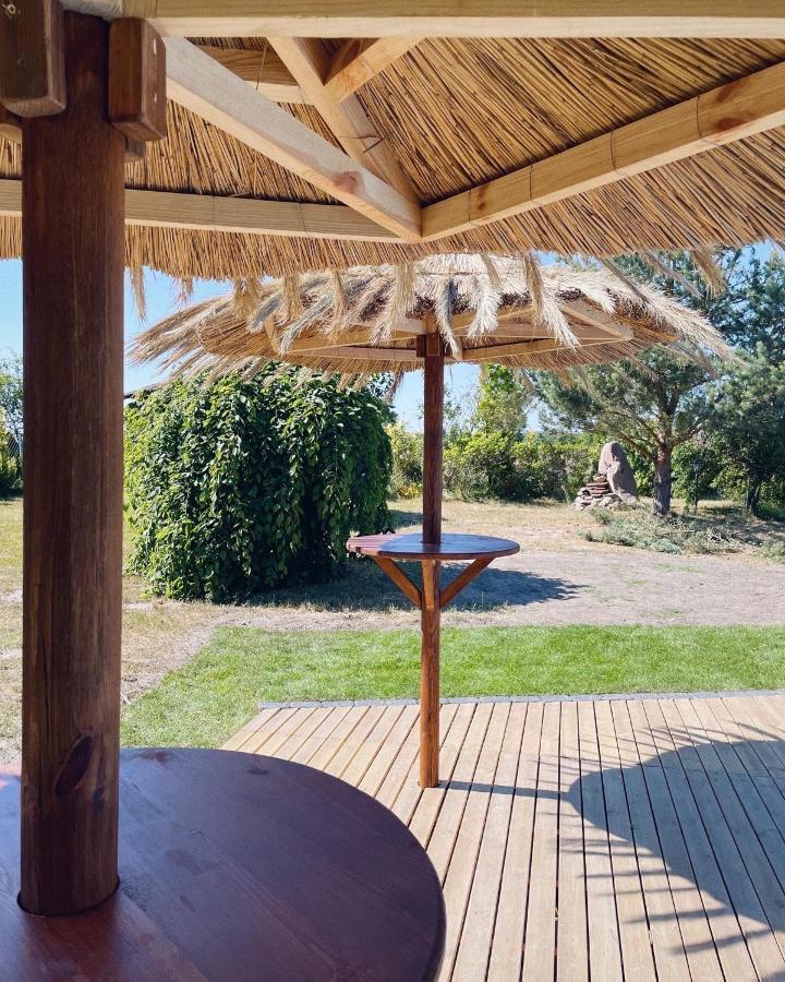 Ostrovia - Pokoje Nad Morzem Ostrowo  Buitenkant foto