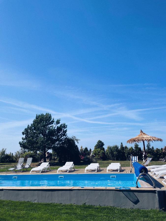 Ostrovia - Pokoje Nad Morzem Ostrowo  Buitenkant foto